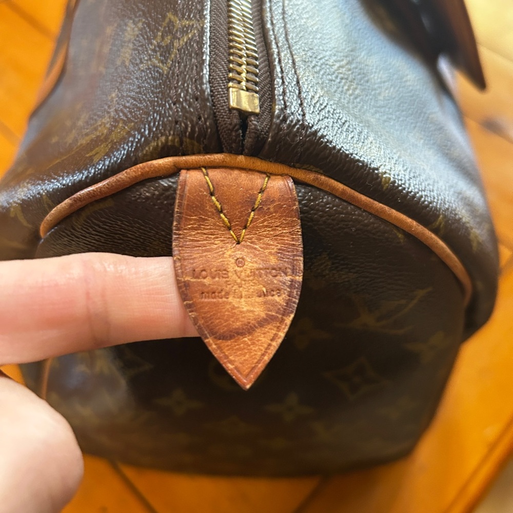 Louis Vuitton Keepall 45 WITH luggage tag. - Picture 4 of 10
